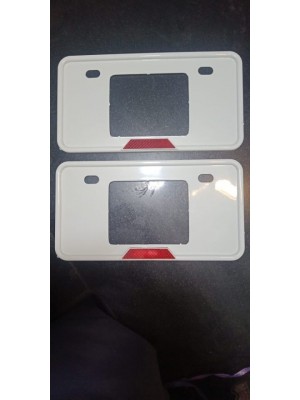 UNIVERSAL NUMBER PLATE FRAME CHROME 2 PCS WITH REFLECTING LIGHT