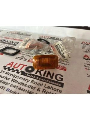 TOYOTA GENUINE Lamp Turn Signal Light 81731-20192